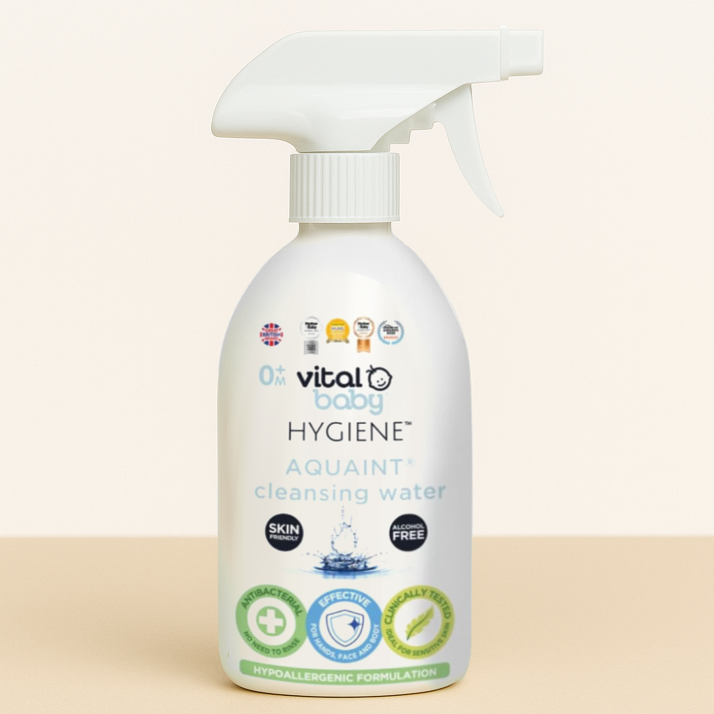 Hypochlorous spray application for blepharitis treatment